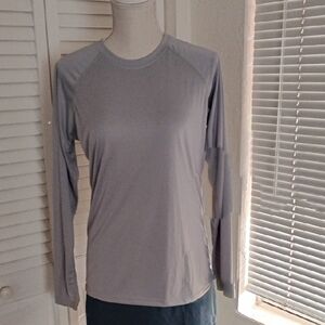Amazon Essentials Light Gray Long Sleeve Women's Top